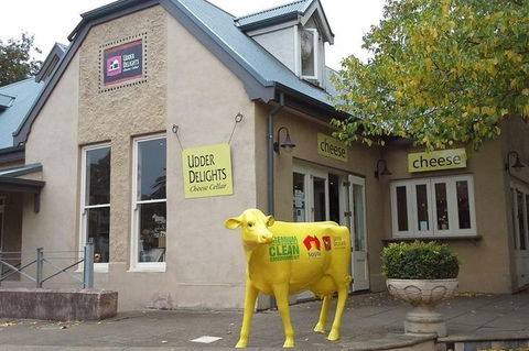 Adelaide Hills Regional / Hahndorf German Village Tour - Accommodation Directory 2