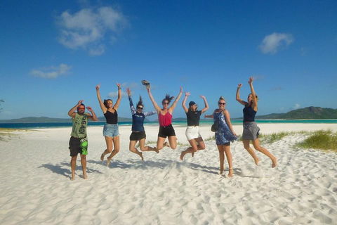 2-Day Whitsundays Sailing Adventure: Summertime - Accommodation Directory 2