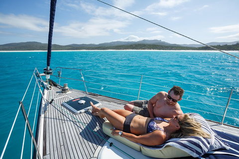 2-Night Private Charter Aboard Cruising Yacht Milady - Accommodation Directory 5
