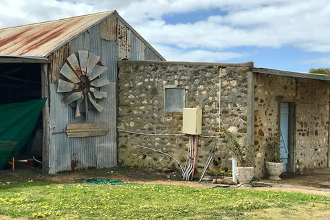 Kangaroo Island Half Day Food And Wine Trail Tour - Accommodation Directory 1