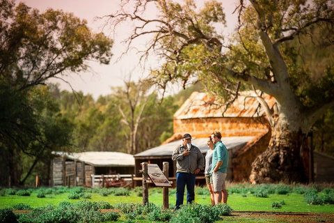 Yura Udnyu - Our Culture, Your Culture (Aboriginal Cultural Walk) - Accommodation Directory 0